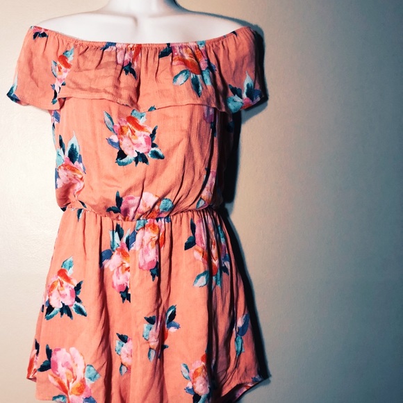 NWT LILY RAIN Off the Shoulder Romper 🧡💕 - Picture 1 of 3